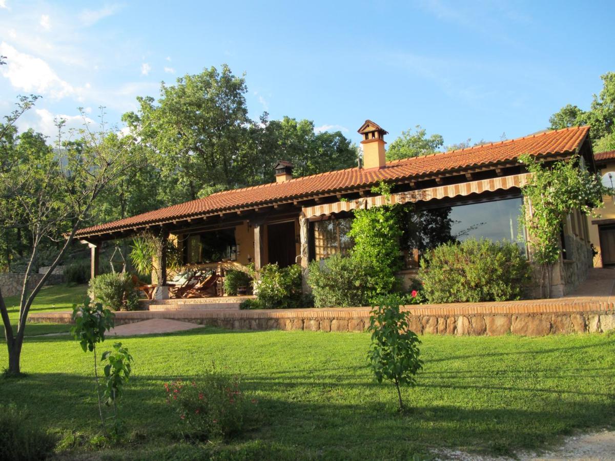 Hotel Rural El Camino Candeleda Exterior photo