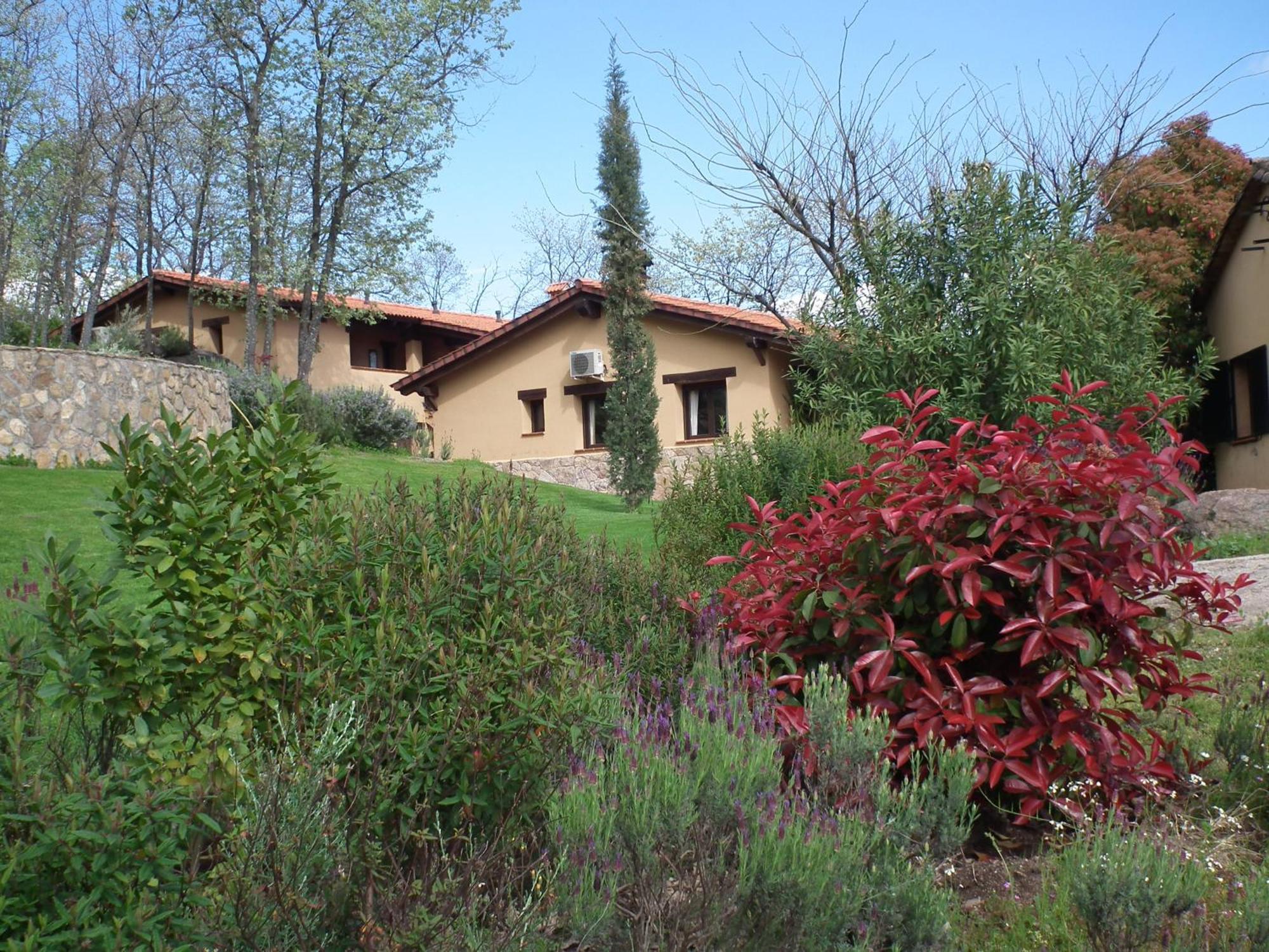 Hotel Rural El Camino Candeleda Exterior photo